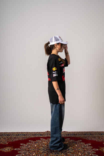Red Bull Racing embroidery 
Oracle Red Bull Racing Team oversized T-Shirt unisex